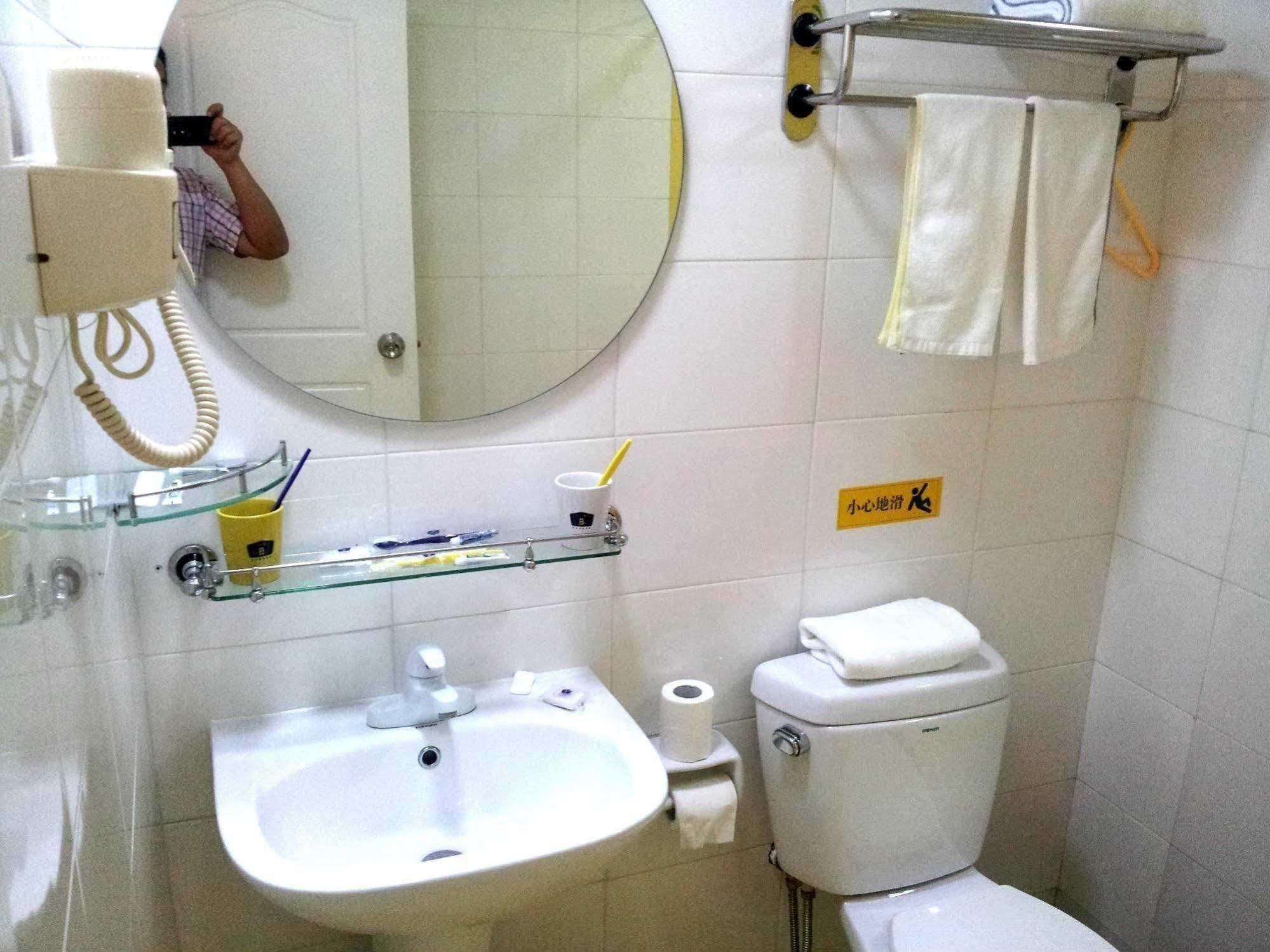 Home Inn Rushan Qingshan Road เวยไห่ ภายนอก รูปภาพ